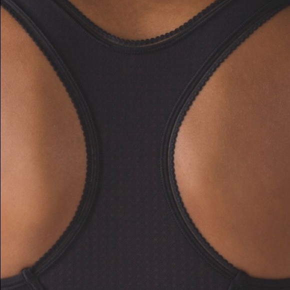 Lululemon deep breath tank black size 6 - Picture 3 of 7